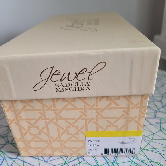 Badgley Mischka Jewel Ohara size 9 - Picture 3 of 3
